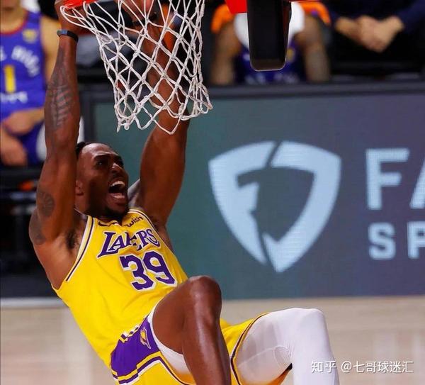 问鼎娱乐-Karsa巅峰对决，Faker与40激战湖人分钟，绝杀胜负难料！的简单介绍